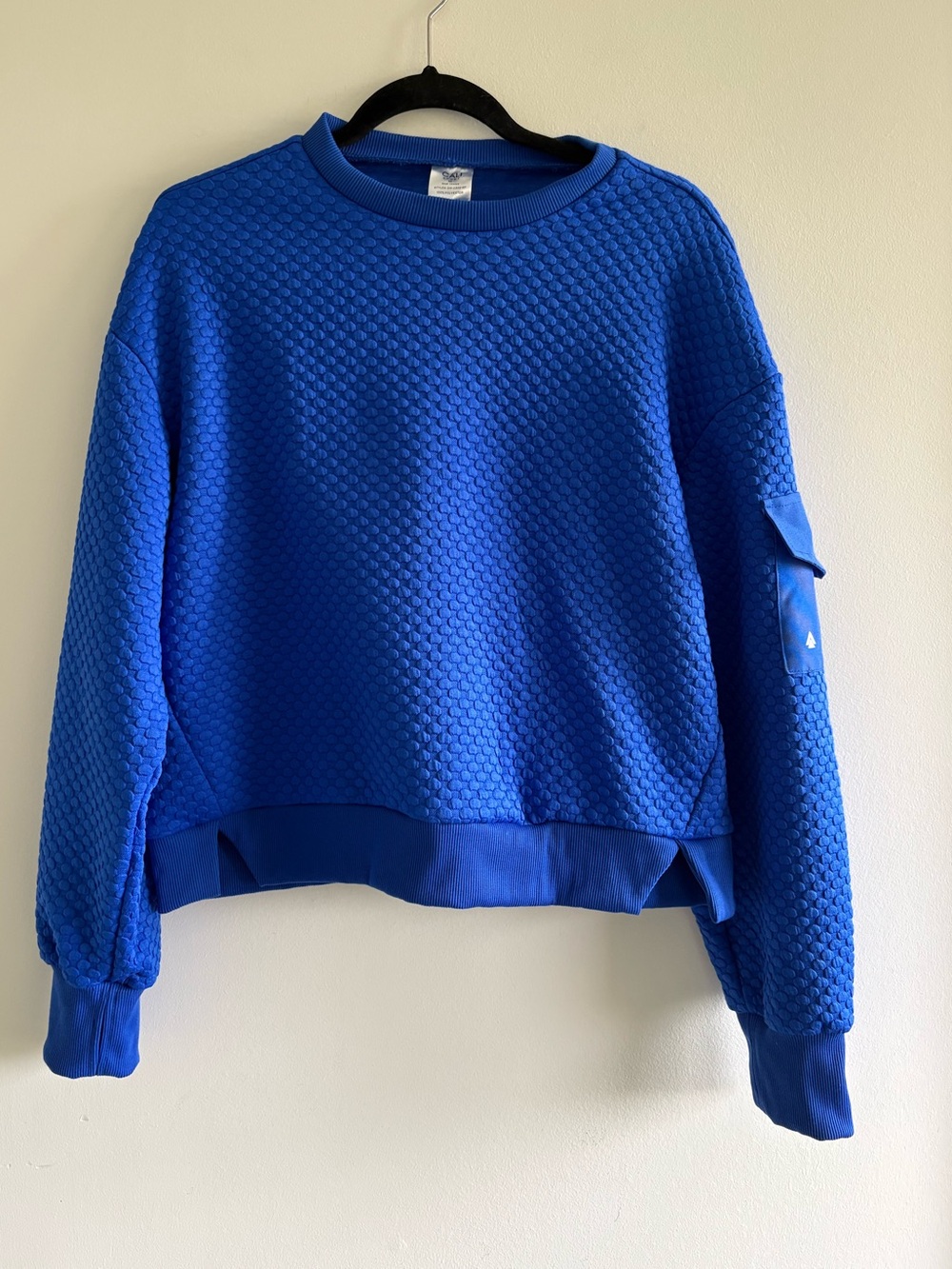 NWOT Cali Sport Cobalt Textured Crewneck Sweater Pullover with pocket Sz M